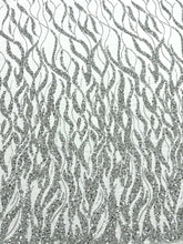 Dantela Couture Argintie pe Tulle Ivory cu Siraguri, cu Margele si Paiete