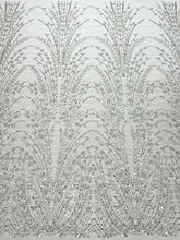 Dantela Argintie pe Tulle Ivory cu Model Geometric, cu Perle, Margele si Paiete