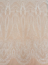 Dantela Ivory cu Model Geometric, cu Perle, Margele si Paiete