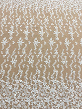 Dantela cu Model cu Stele, cu Cristale, Perle Sidefate si Paiete