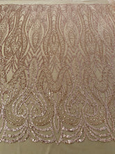 Dantela Couture Auriu Rose cu Model Geometric, cu Perle, Margele si Paiete