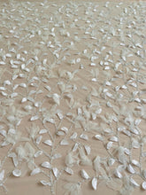 Dantela Ivory Haute Couture cu Flori 3D