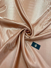 Sötét Nude Folyékony Fixáló Satin