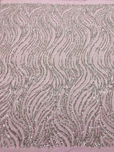 Dantela Couture Argintie cu Tulle Roz cu Model Liniar, cu Margele si Paiete