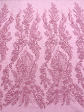 Dantela Couture Roz cu Model Floral, Perle, Margele si Paiete