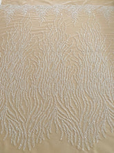 Dantela Couture Ivory gyöngyökkel és flitterekkel