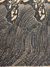 Dantela Couture Neagra cu Model Geometric, cu Margele si Paiete