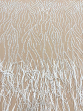 Dantela Couture Ivory cu Pene de Strut, cu Siraguri, cu Margele si Paiete