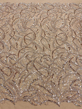 Dantela Couture Auriu Rose cu Model Geometric, Margele si Paiete