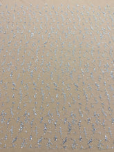 Dantela Couture Argintie pe Tulle Nude, cu Perle, Margele si Paiete