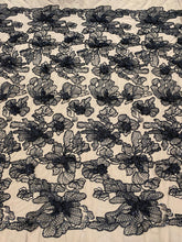 Dantela Couture 3D cu Flori Neagra cu Margele si Paiete