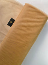 Hagyományos sötét nude tüll - 3 m szélesség