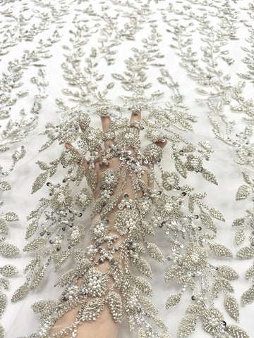 Dantela Couture Argintie pe Tulle Ivory cu Model Floral, Perle, Margele si Paiete