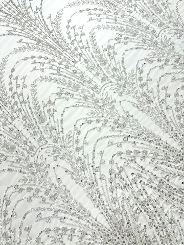 Dantela Argintie pe Tulle Ivory cu Model Geometric, cu Perle, Margele si Paiete