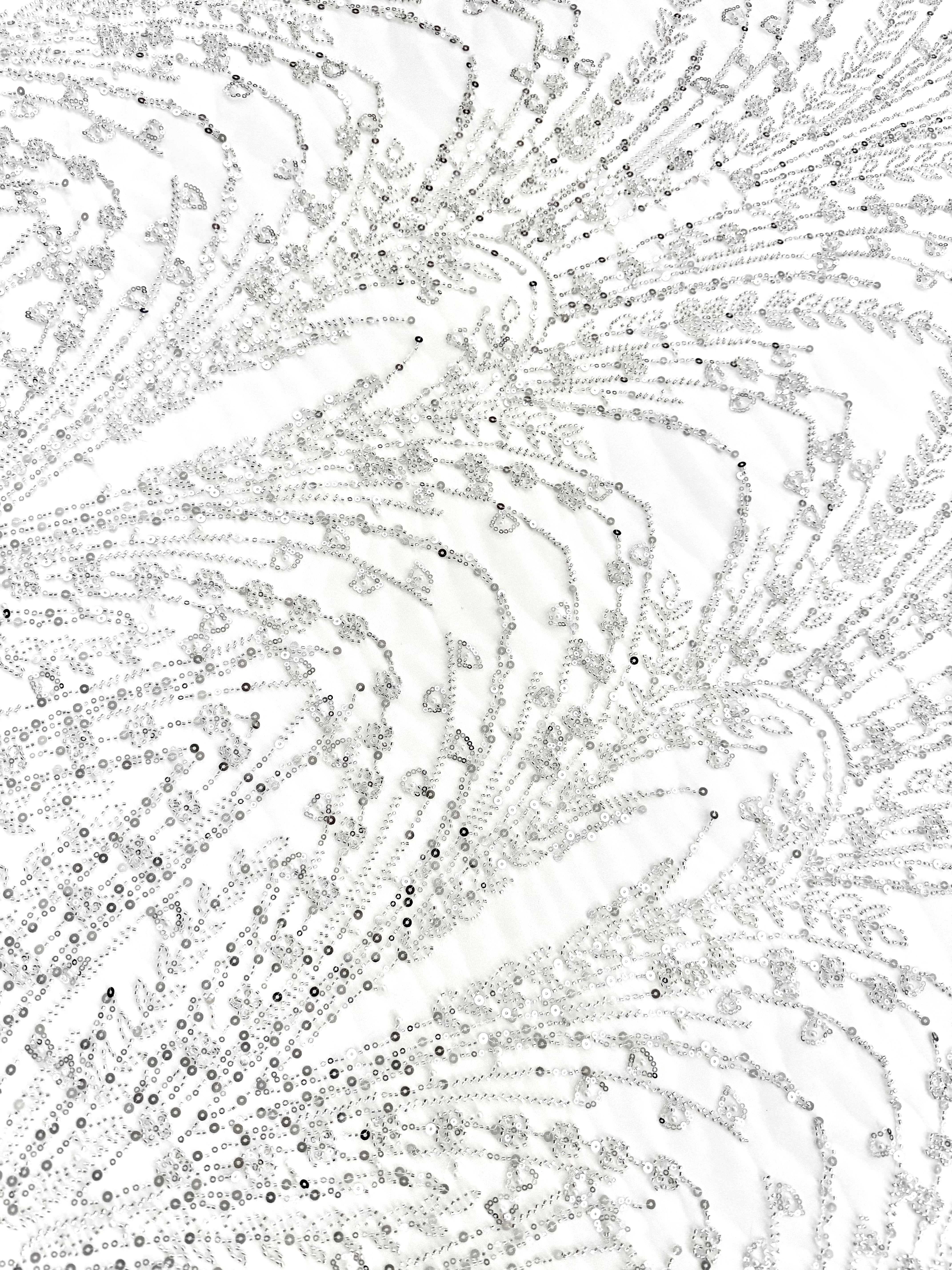 Dantela Argintie pe Tulle Ivory cu Model Geometric, cu Perle, Margele si Paiete