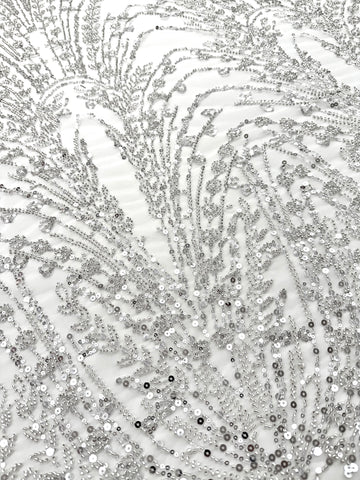 Dantela Argintie pe Tulle Ivory cu Model Geometric, cu Perle, Margele si Paiete