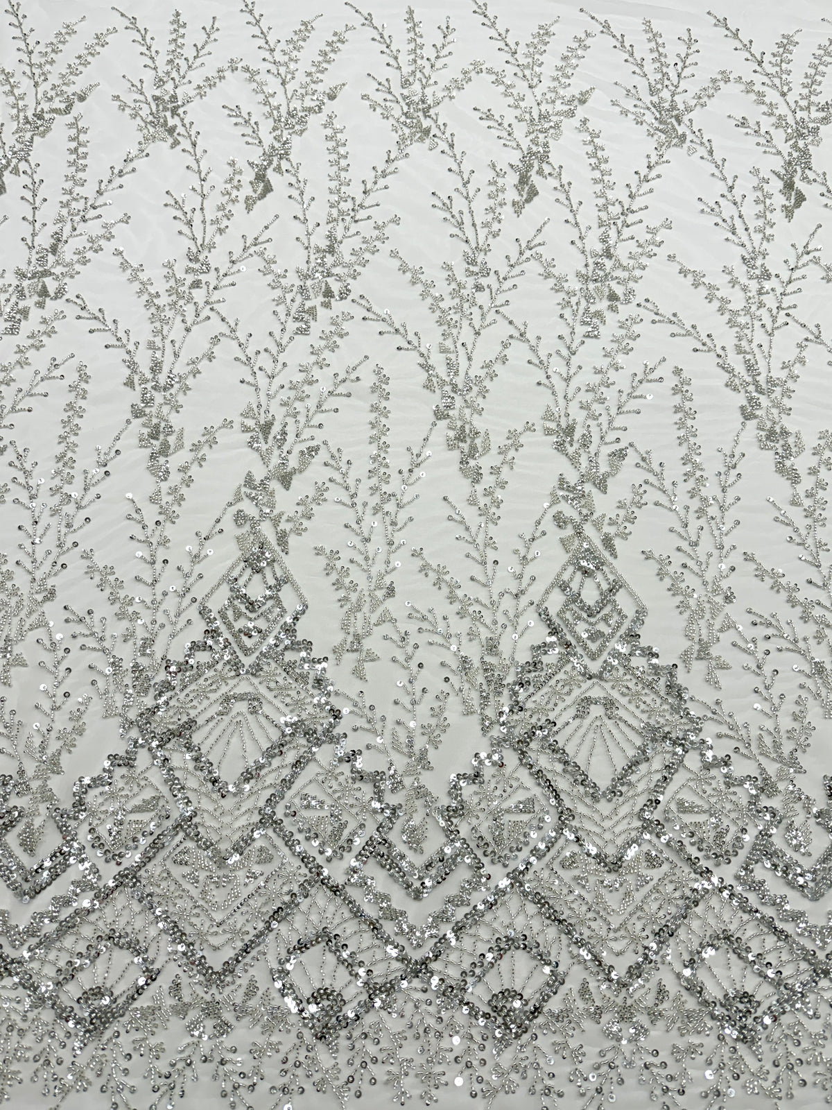 Dantela Couture Argintie pe Tulle Ivory cu Model Geometric, cu Margele si Paiete