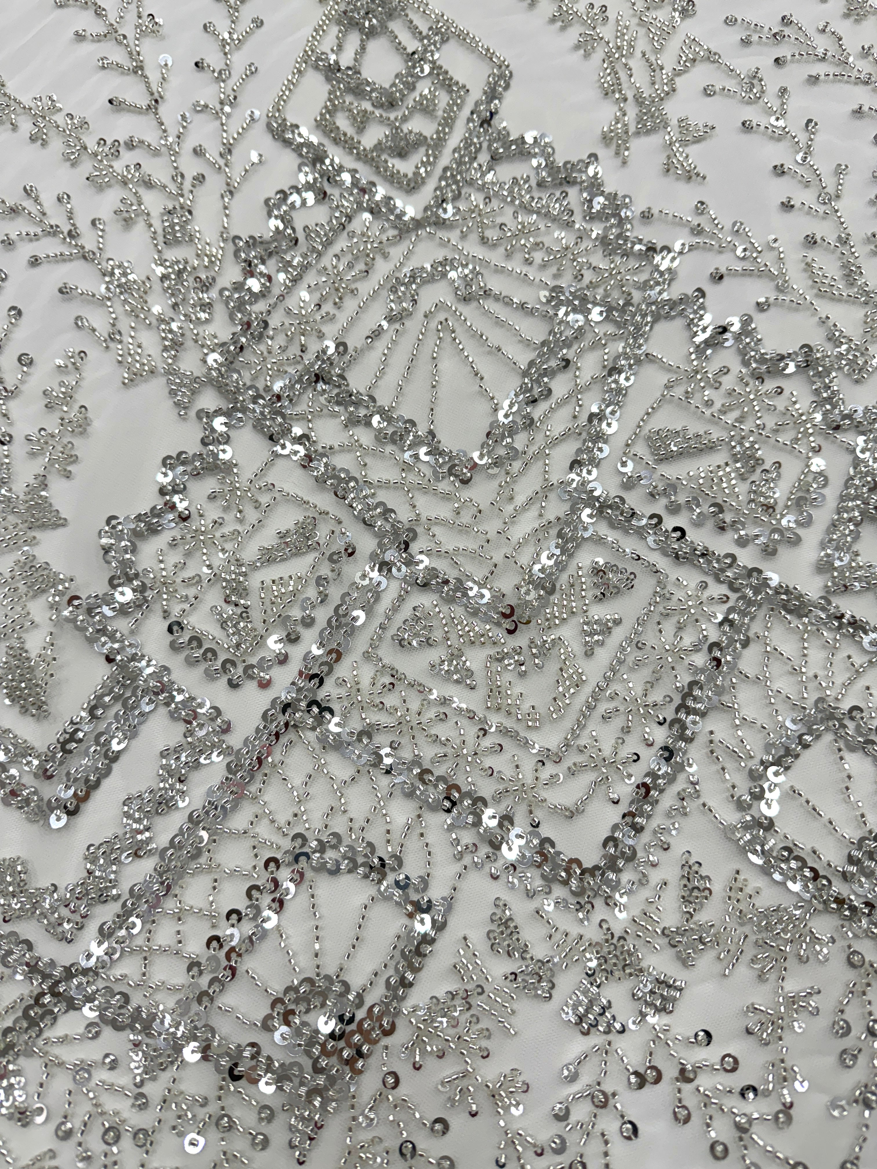 Dantela Couture Argintie pe Tulle Ivory cu Model Geometric, cu Margele si Paiete