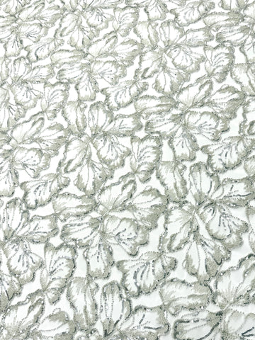 Dantela Couture Argintie pe Tulle Ivory cu Model Floral, cu Margele si Paiete