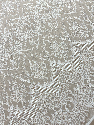 Dantela Chantilly Ivory - Cupon 3 m