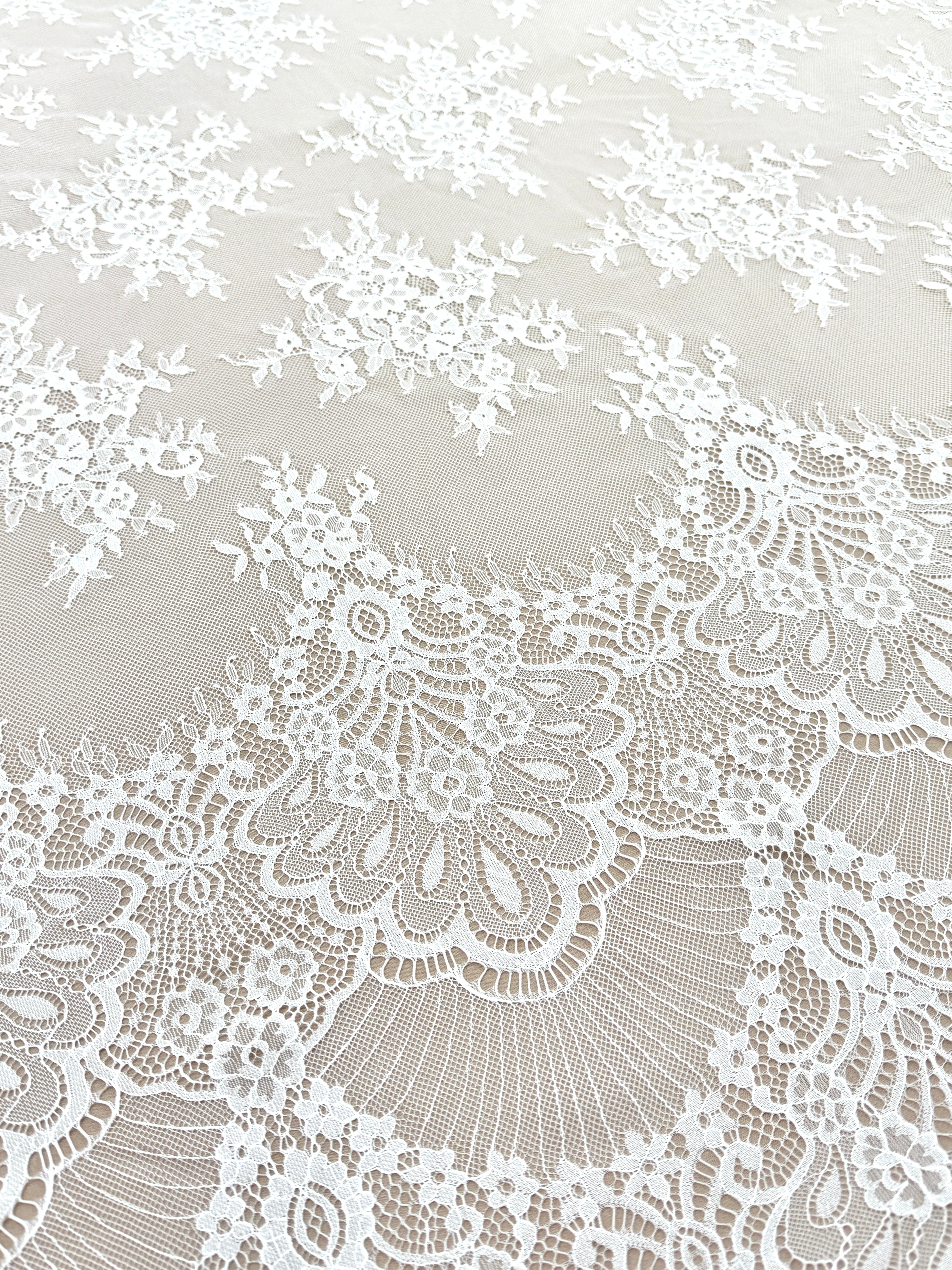 Dantela Chantilly Ivory - Cupon 3 m