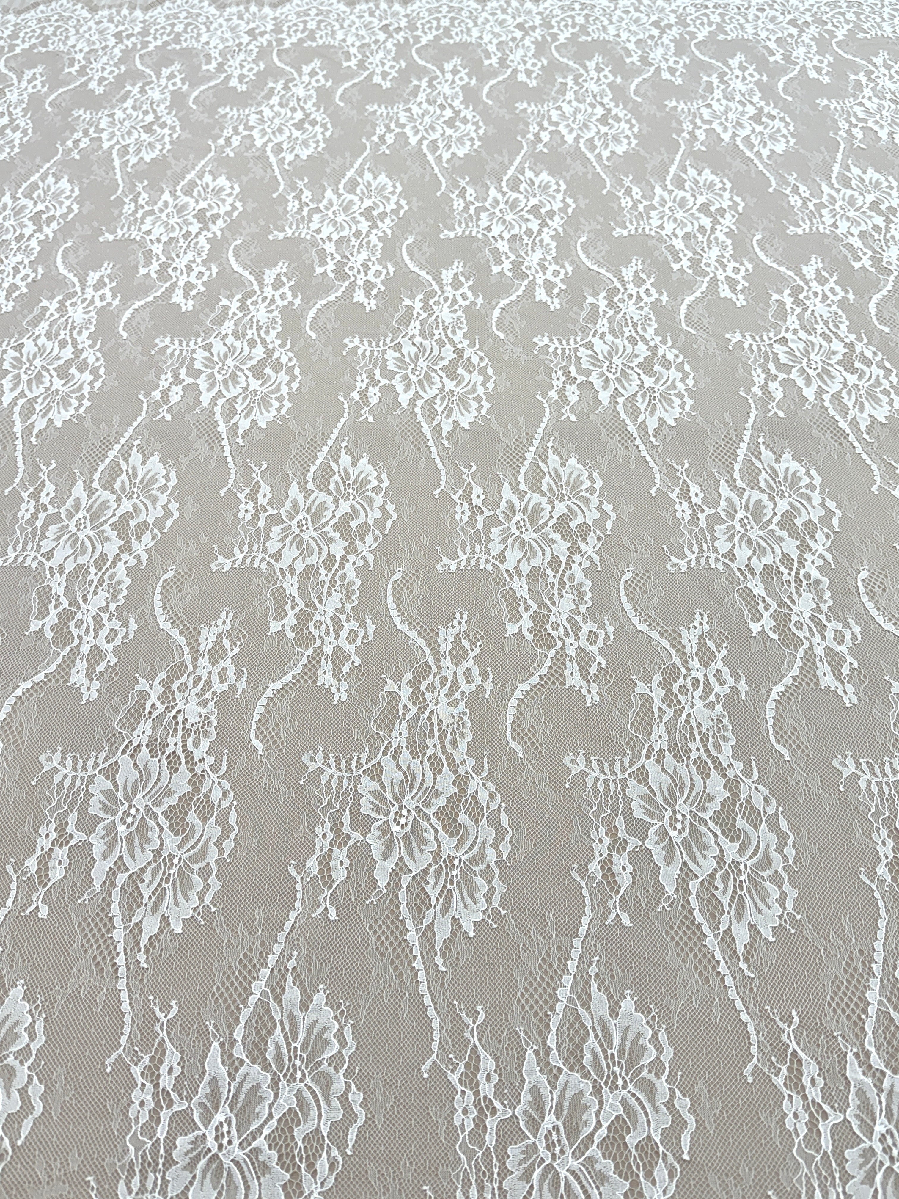 Dantela Chantilly Ivory - Cupon 3 m