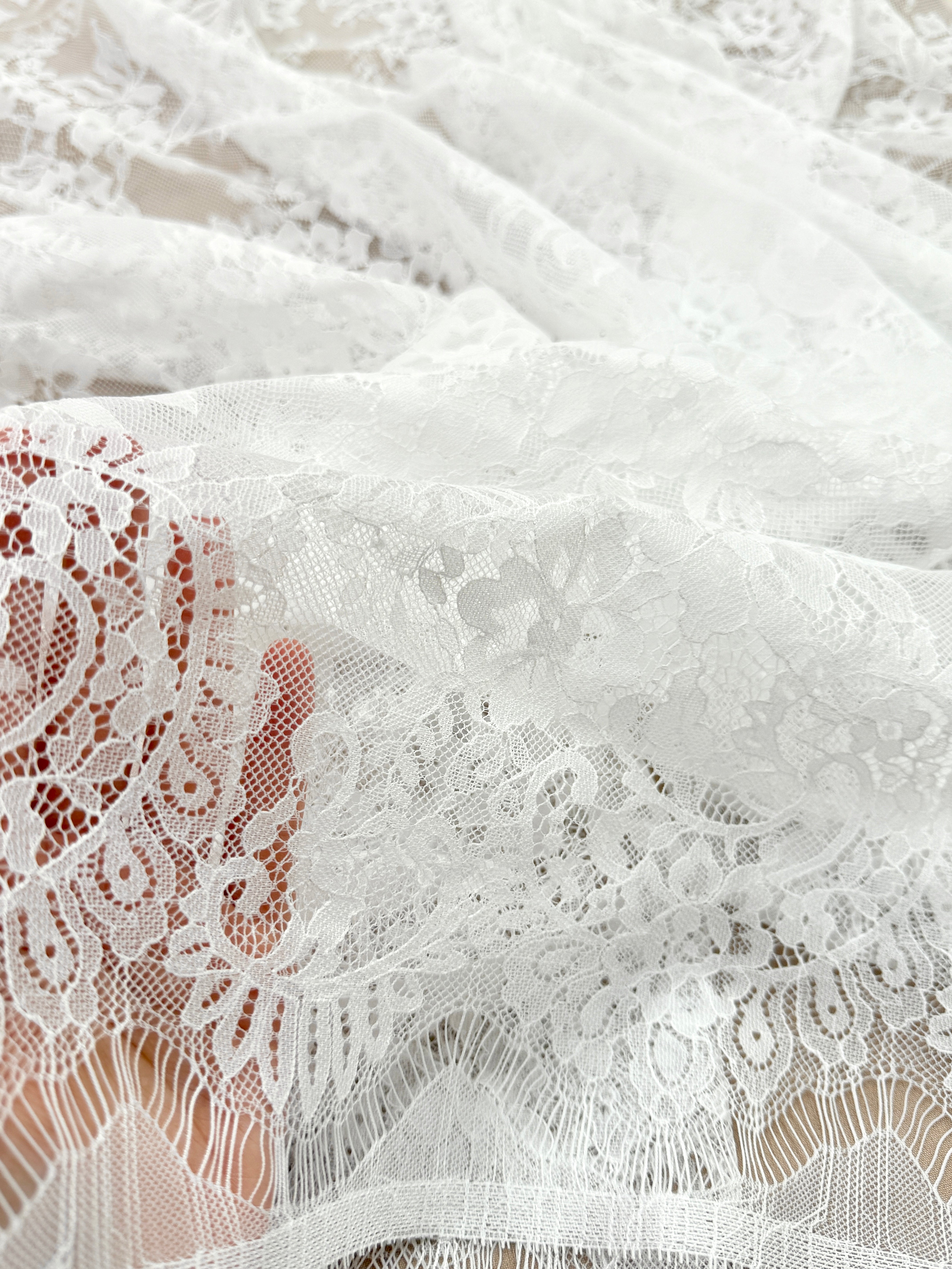 Dantela Chantilly Ivory - Cupon 3 m