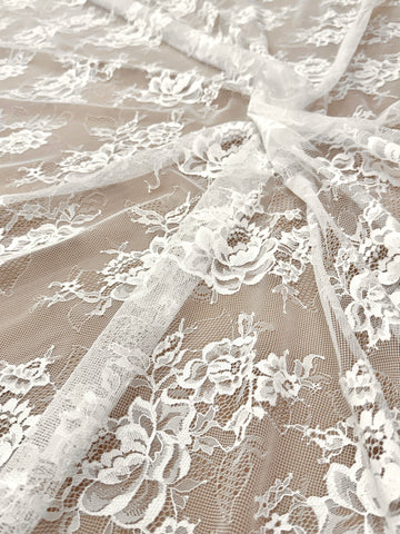 Csipke Chantilly Ivory - 3 m darab