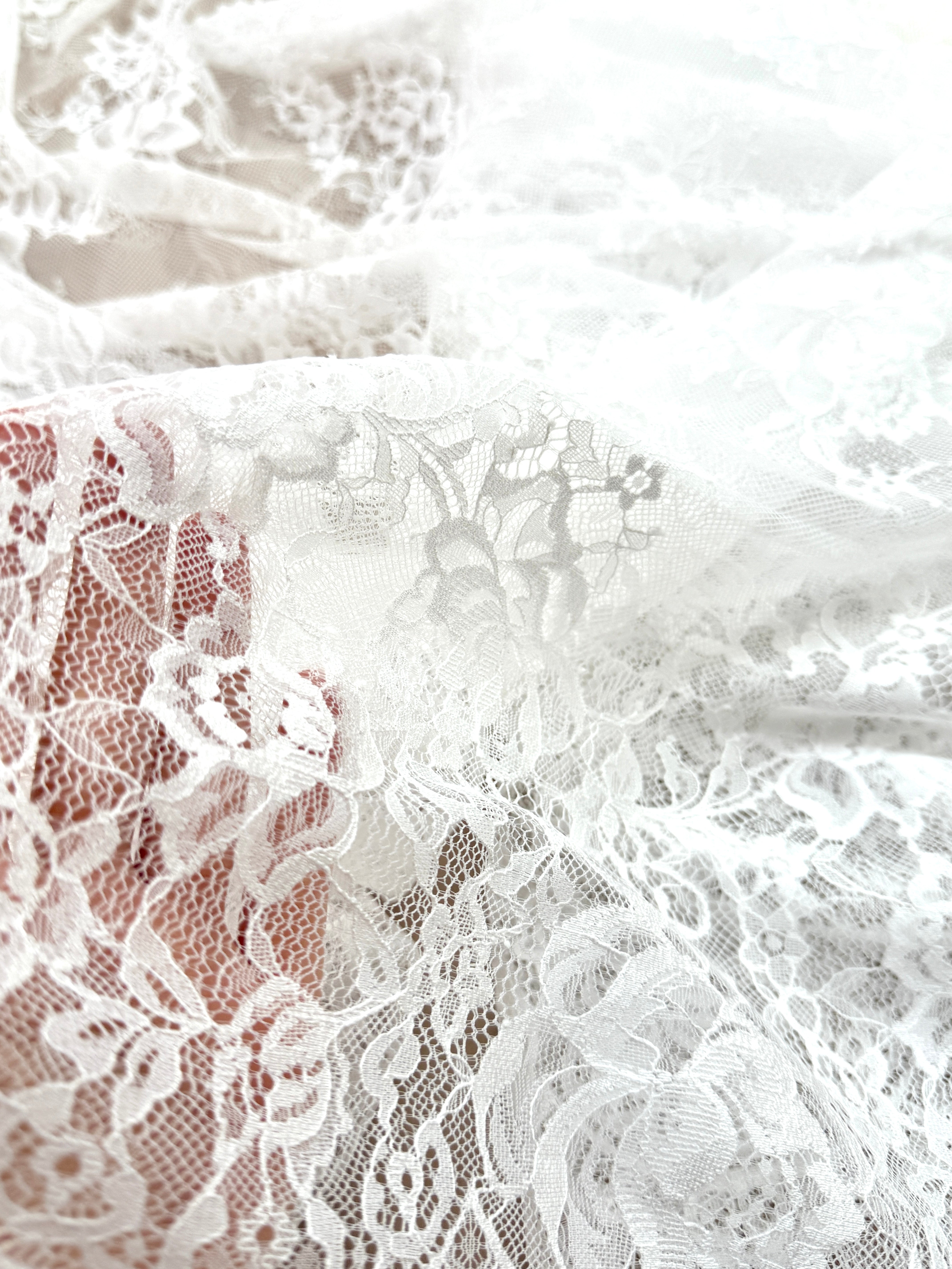 Dantela Chantilly Ivory - Cupon 3 m