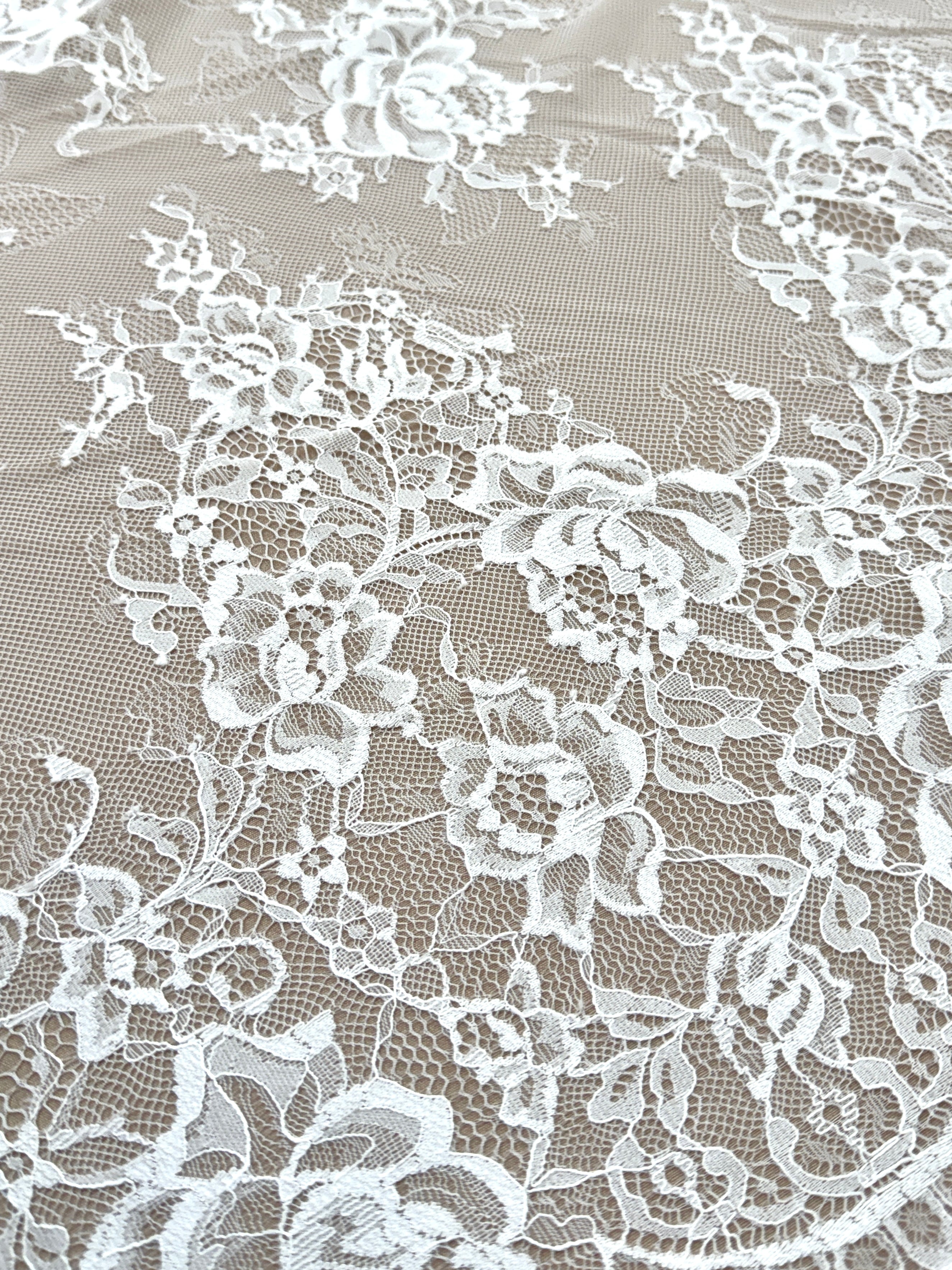 Dantela Chantilly Ivory - Cupon 3 m