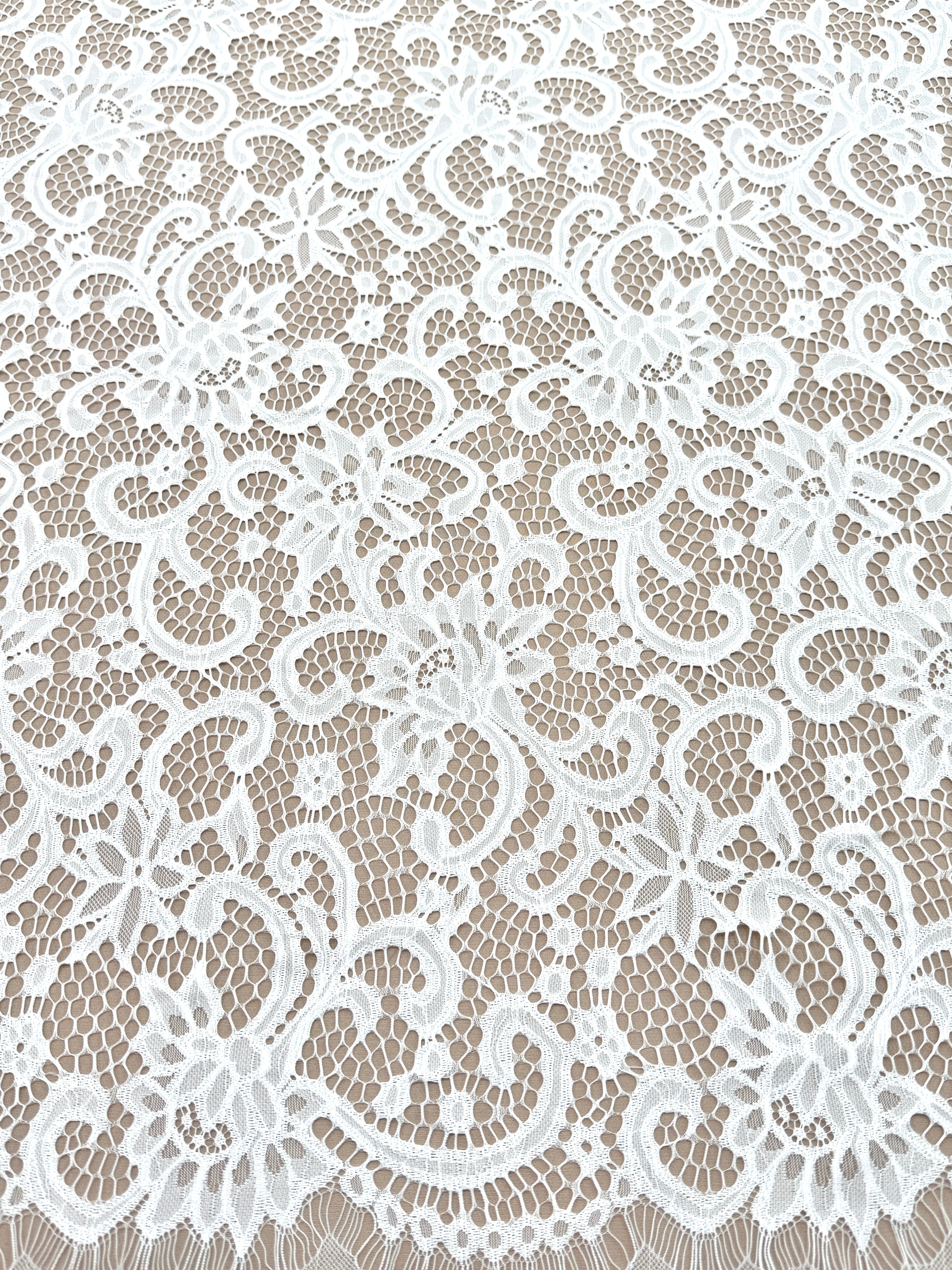 Dantelă Chantilly Ivory - Cupon 3 m