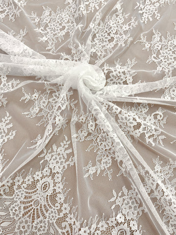 Csipke Chantilly Ivory - 3 m darab