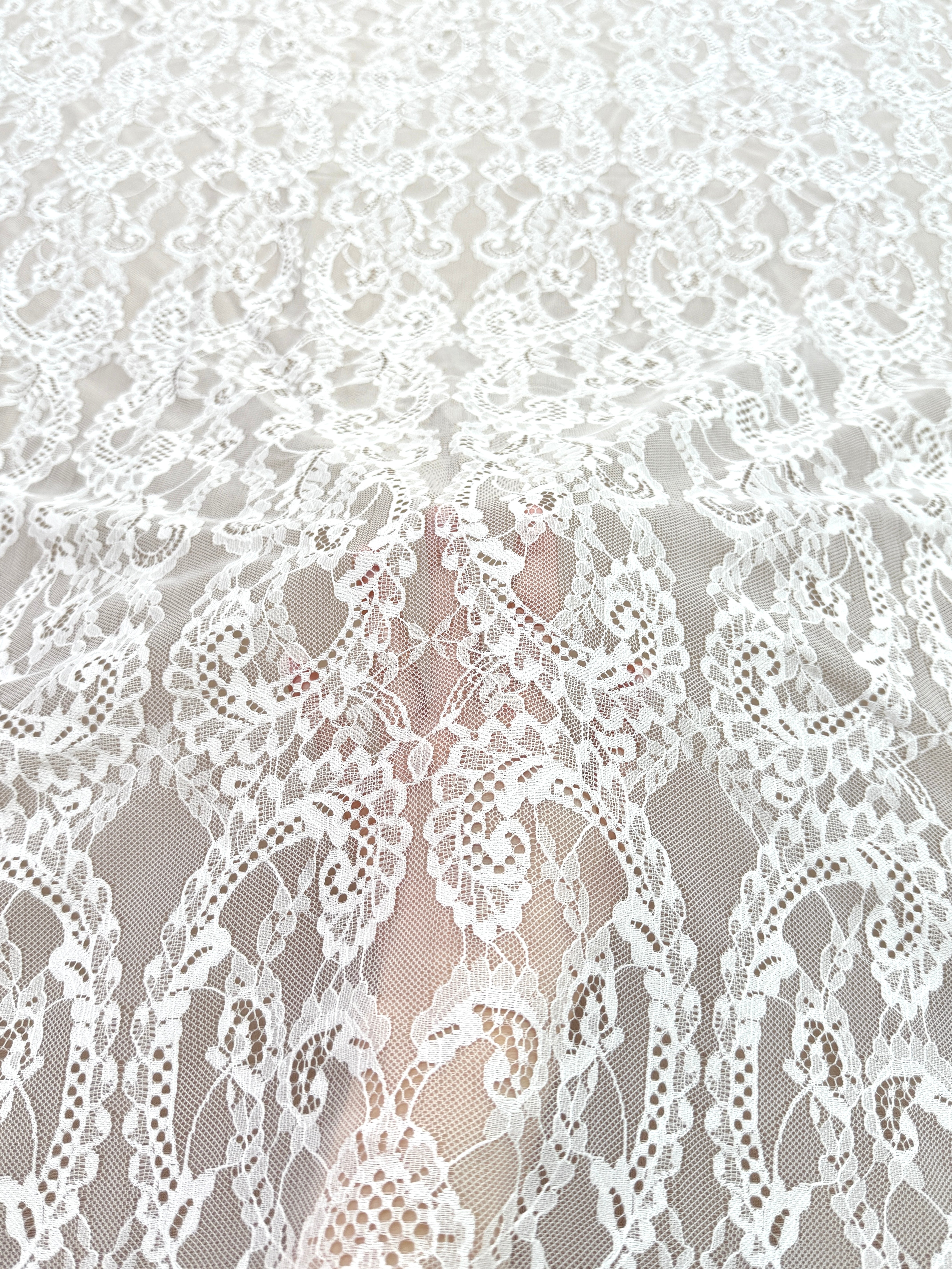 Dantela Chantilly Ivory - Cupon 3 m