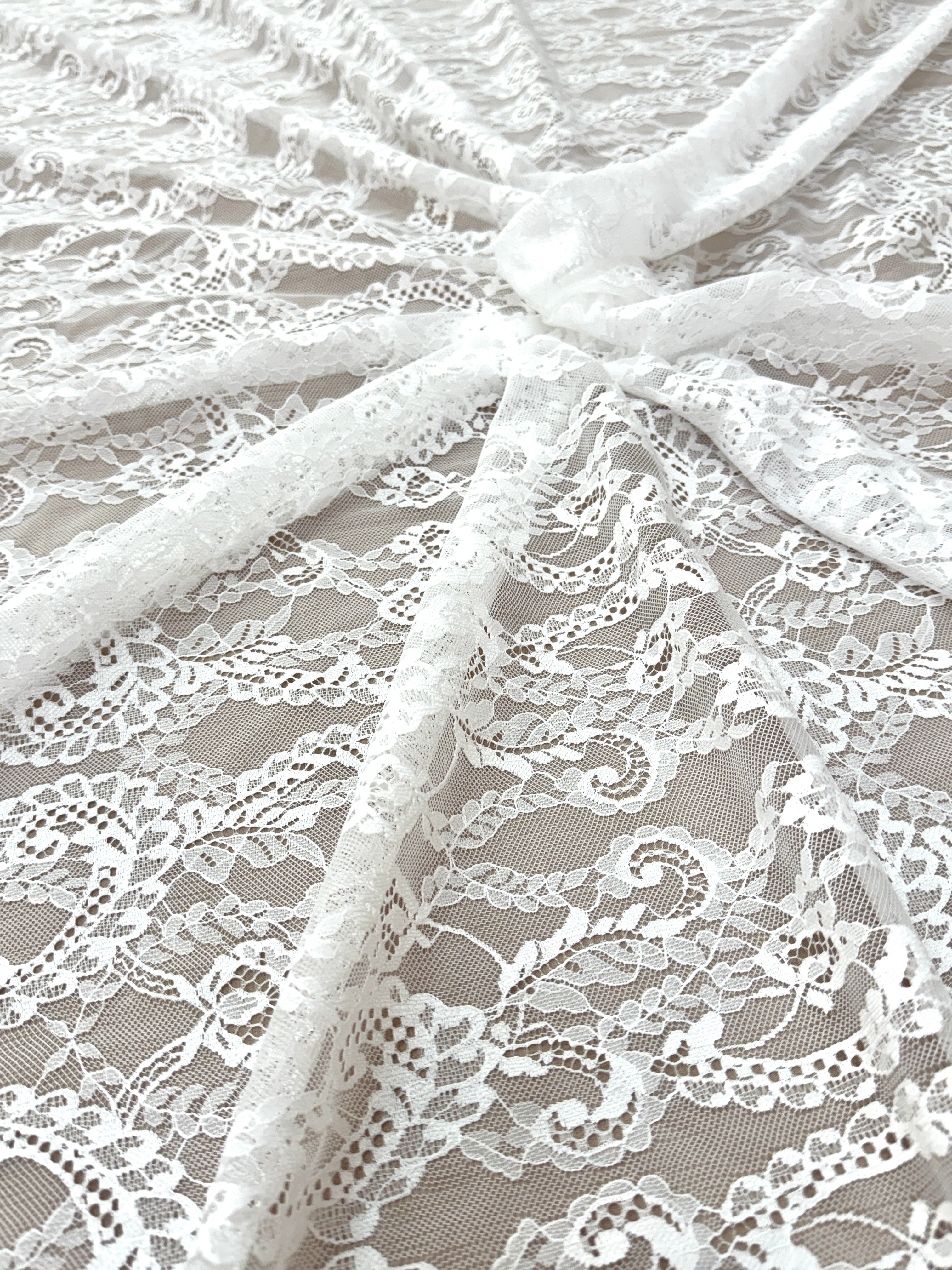 Dantela Chantilly Ivory - Cupon 3 m