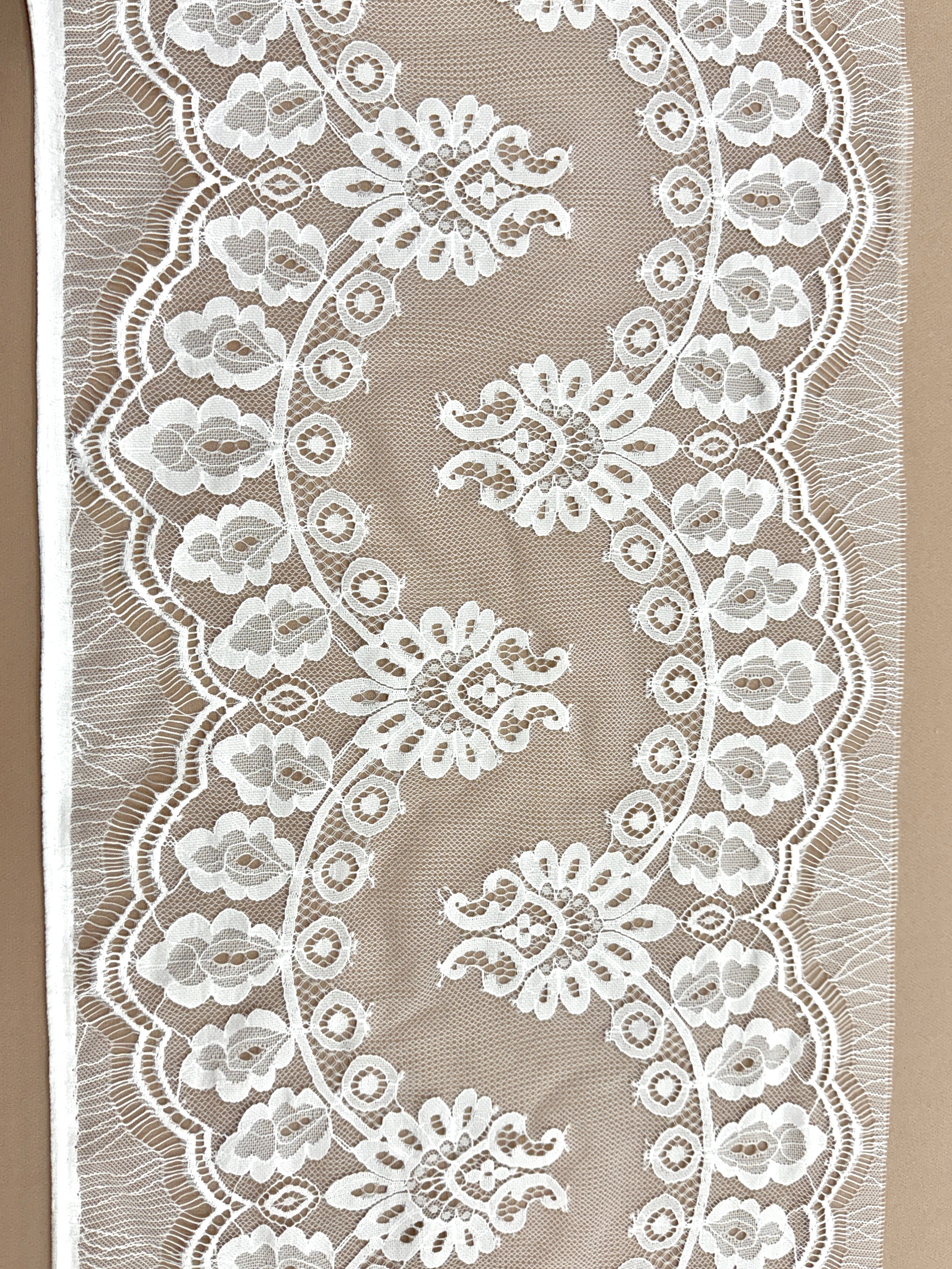 Dantela Bordura Dubla Chantilly Ivory - Cupon 3 m