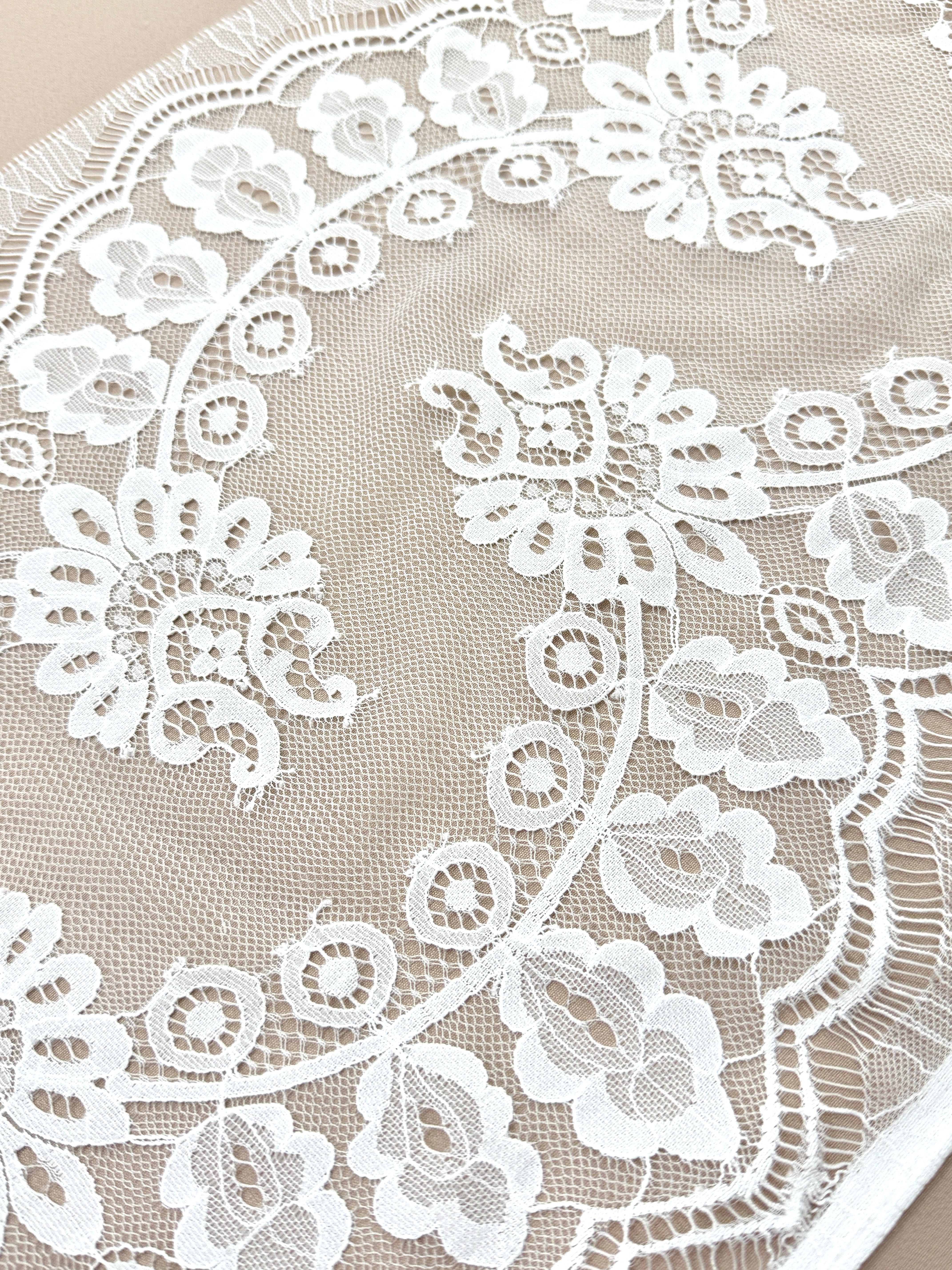 Dantela Bordura Dubla Chantilly Ivory - Cupon 3 m