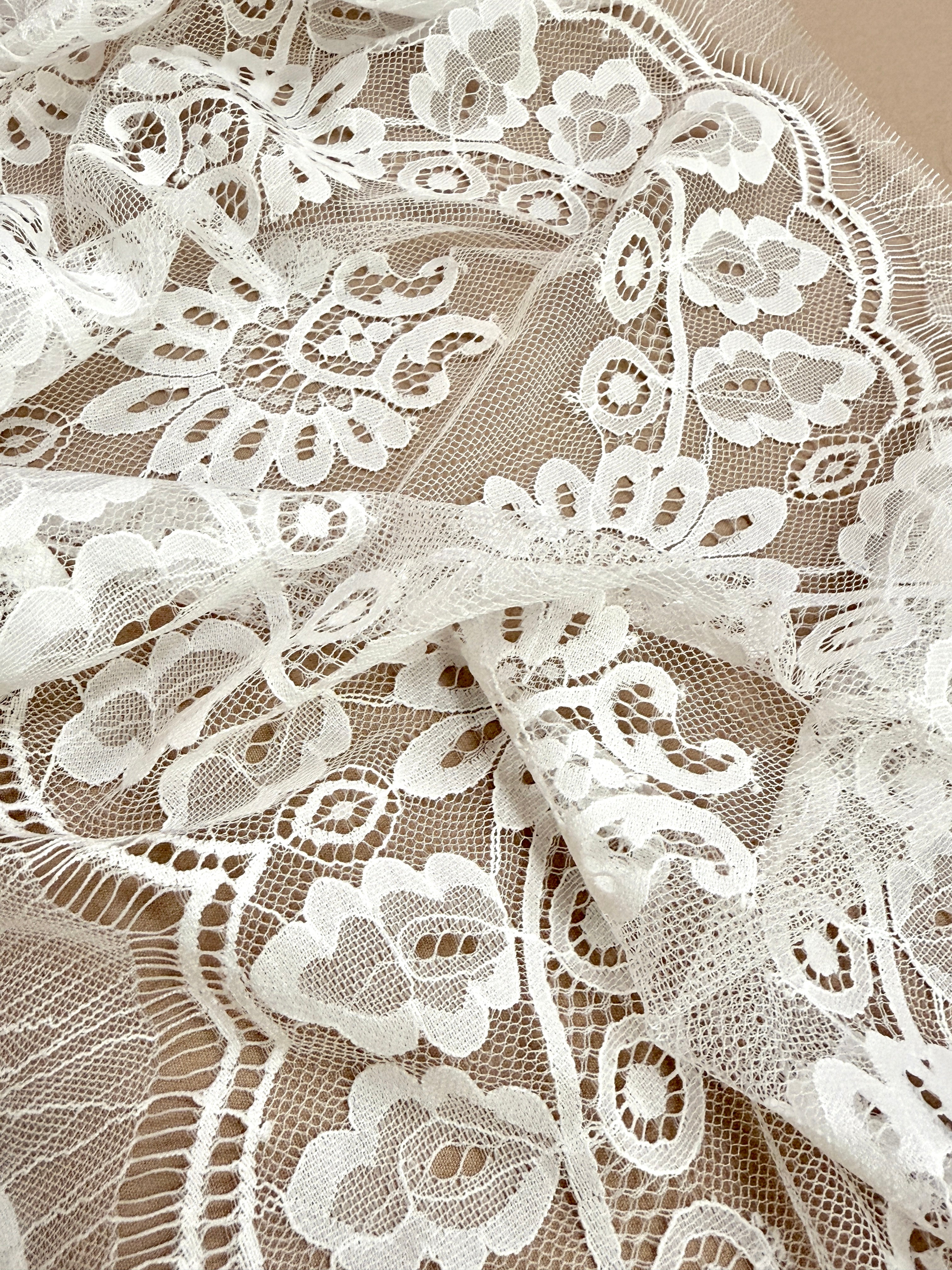 Dantela Bordura Dubla Chantilly Ivory - Cupon 3 m