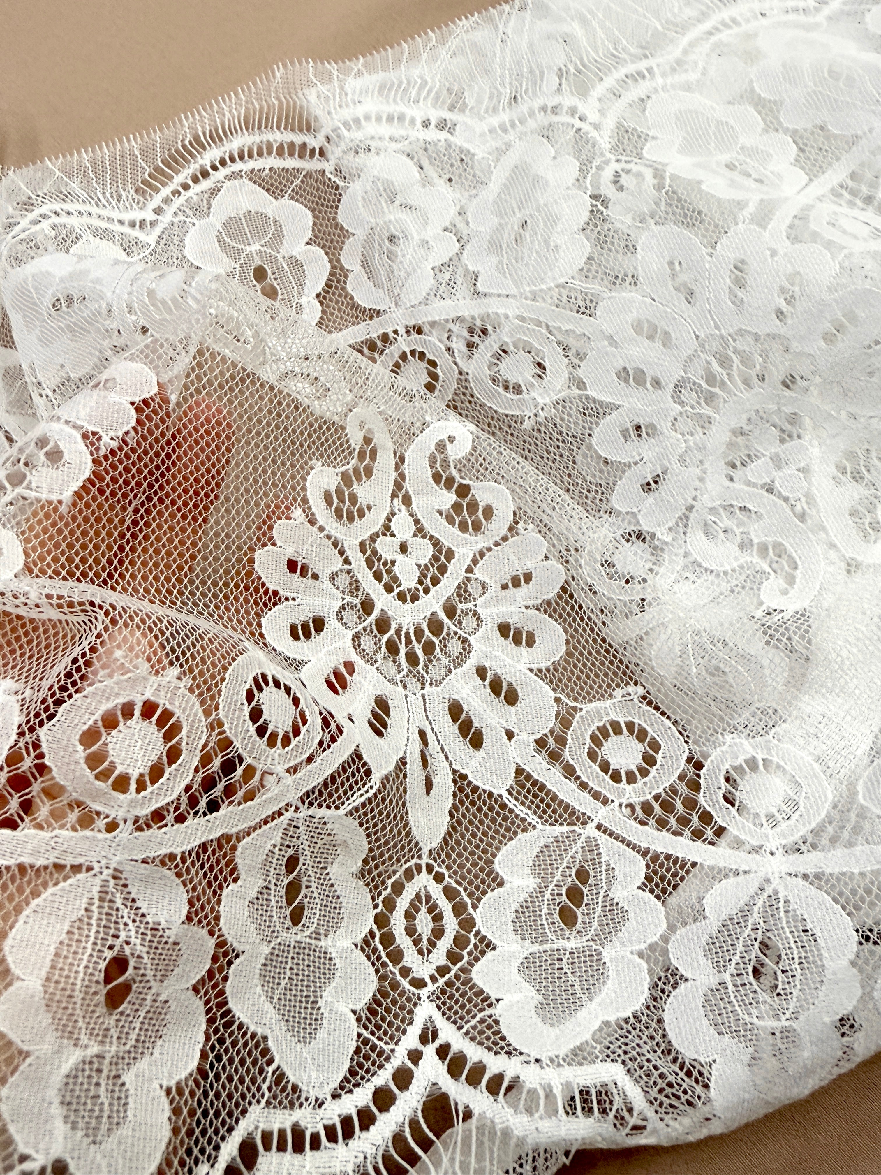 Dantela Bordura Dubla Chantilly Ivory - Cupon 3 m