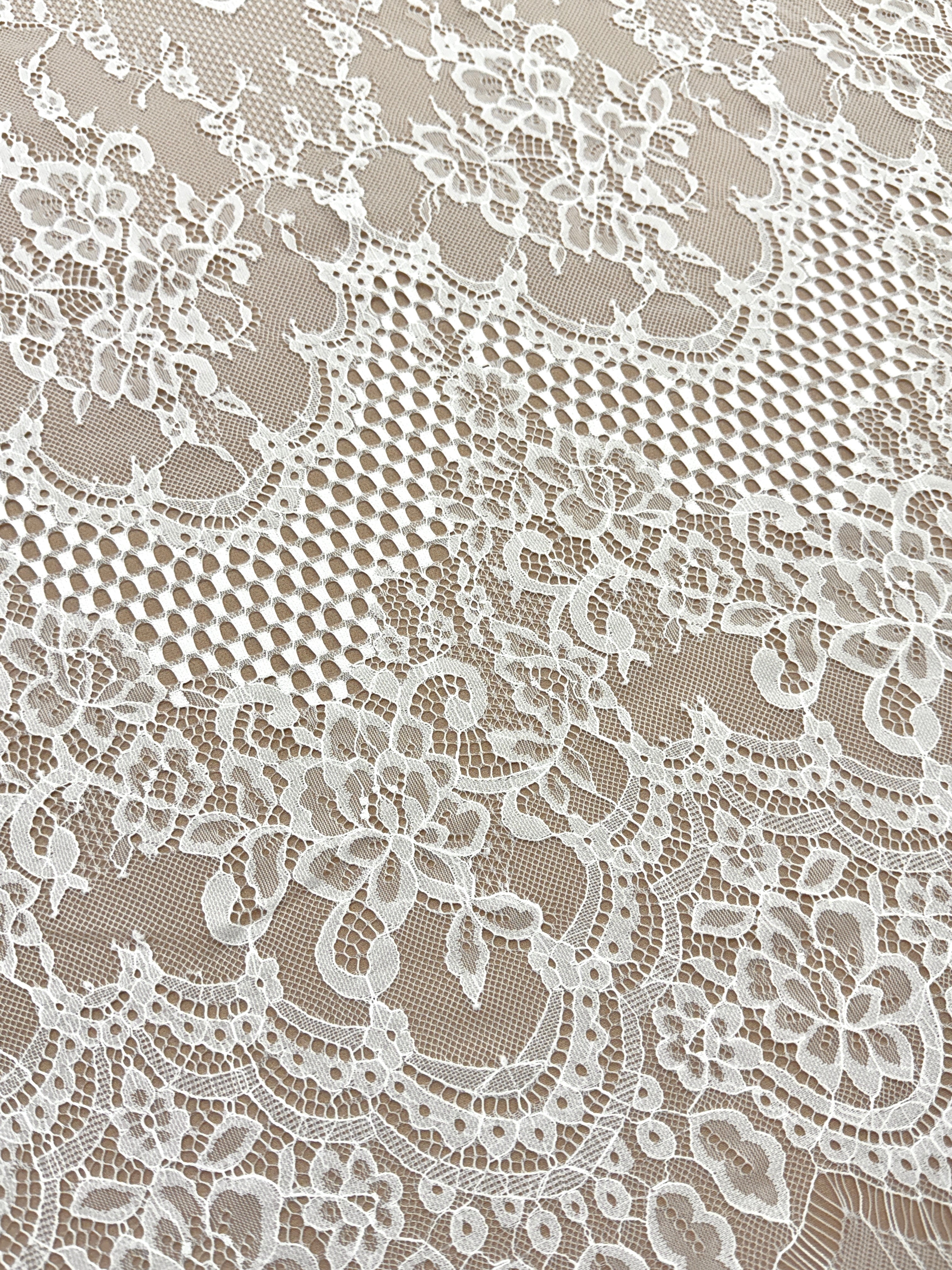 Dantela Chantilly Ivory - Cupon 3 m