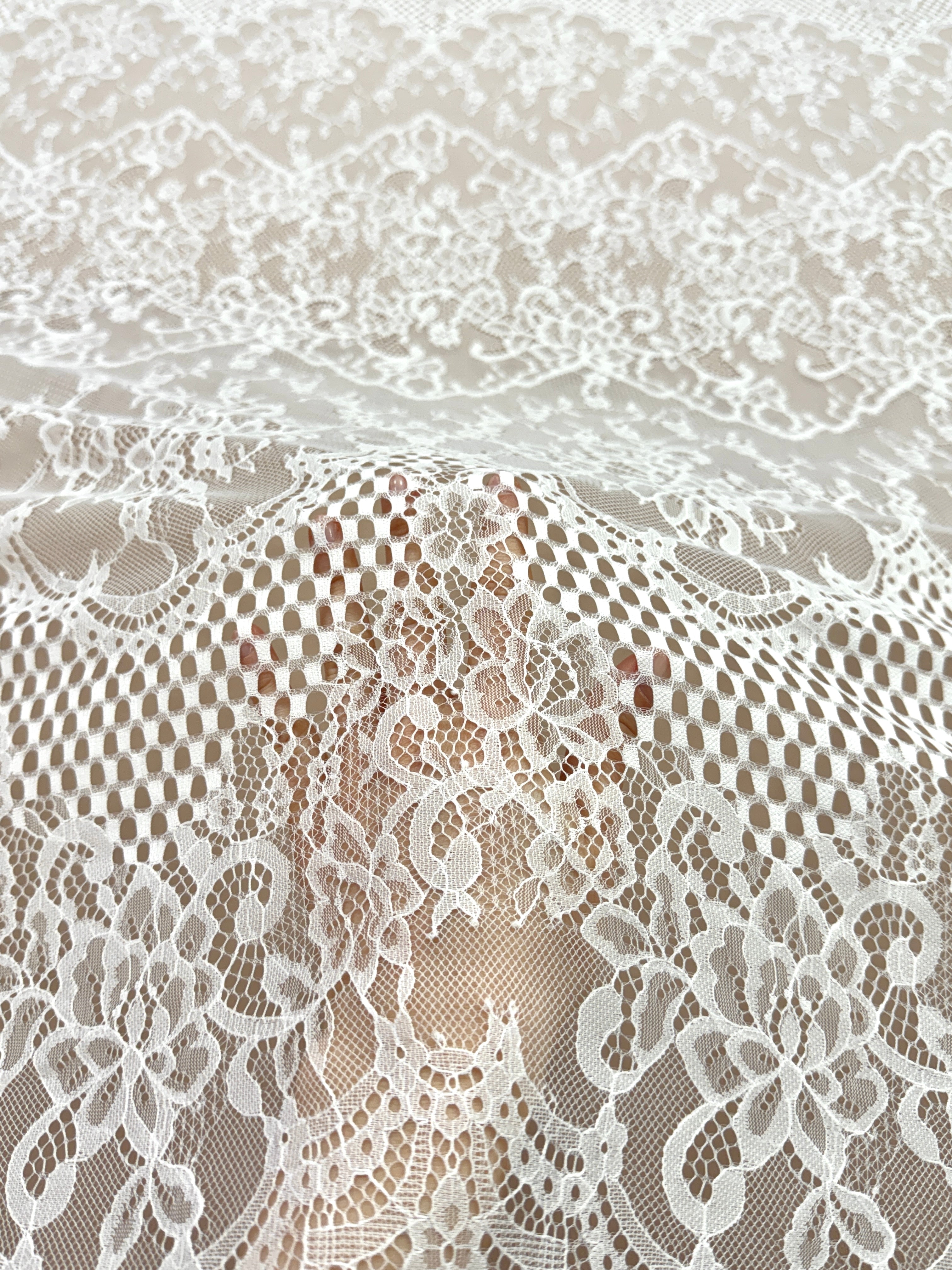 Dantela Chantilly Ivory - Cupon 3 m