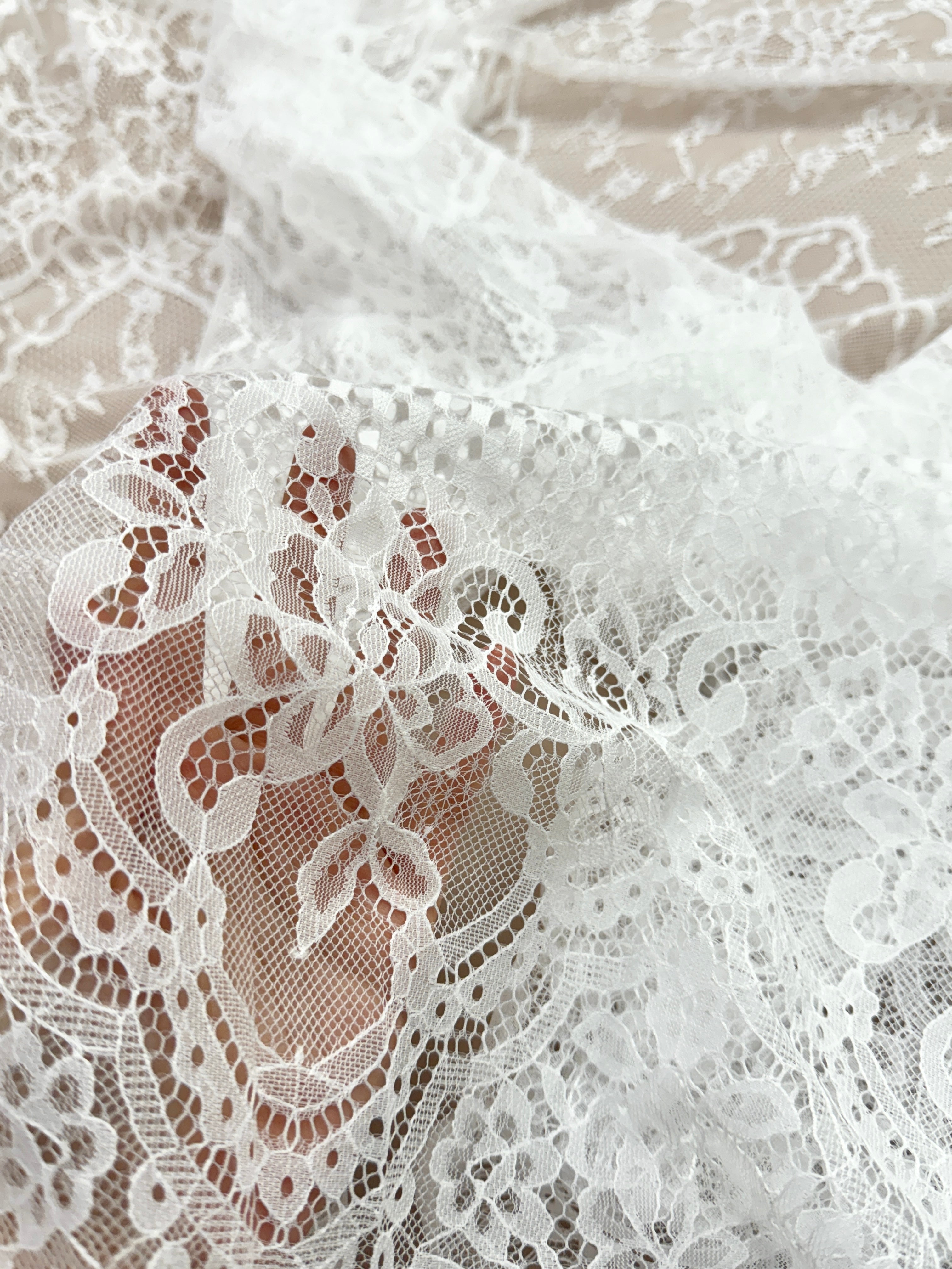 Dantela Chantilly Ivory - Cupon 3 m