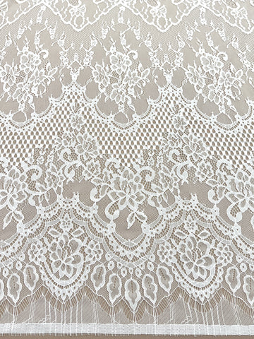 Csipke Chantilly Ivory - 3 m darab