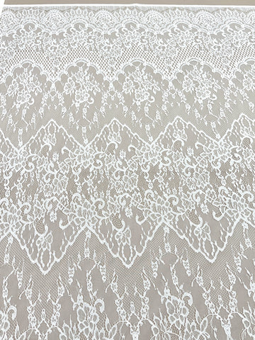 Csipke Chantilly Ivory - 3 m darab