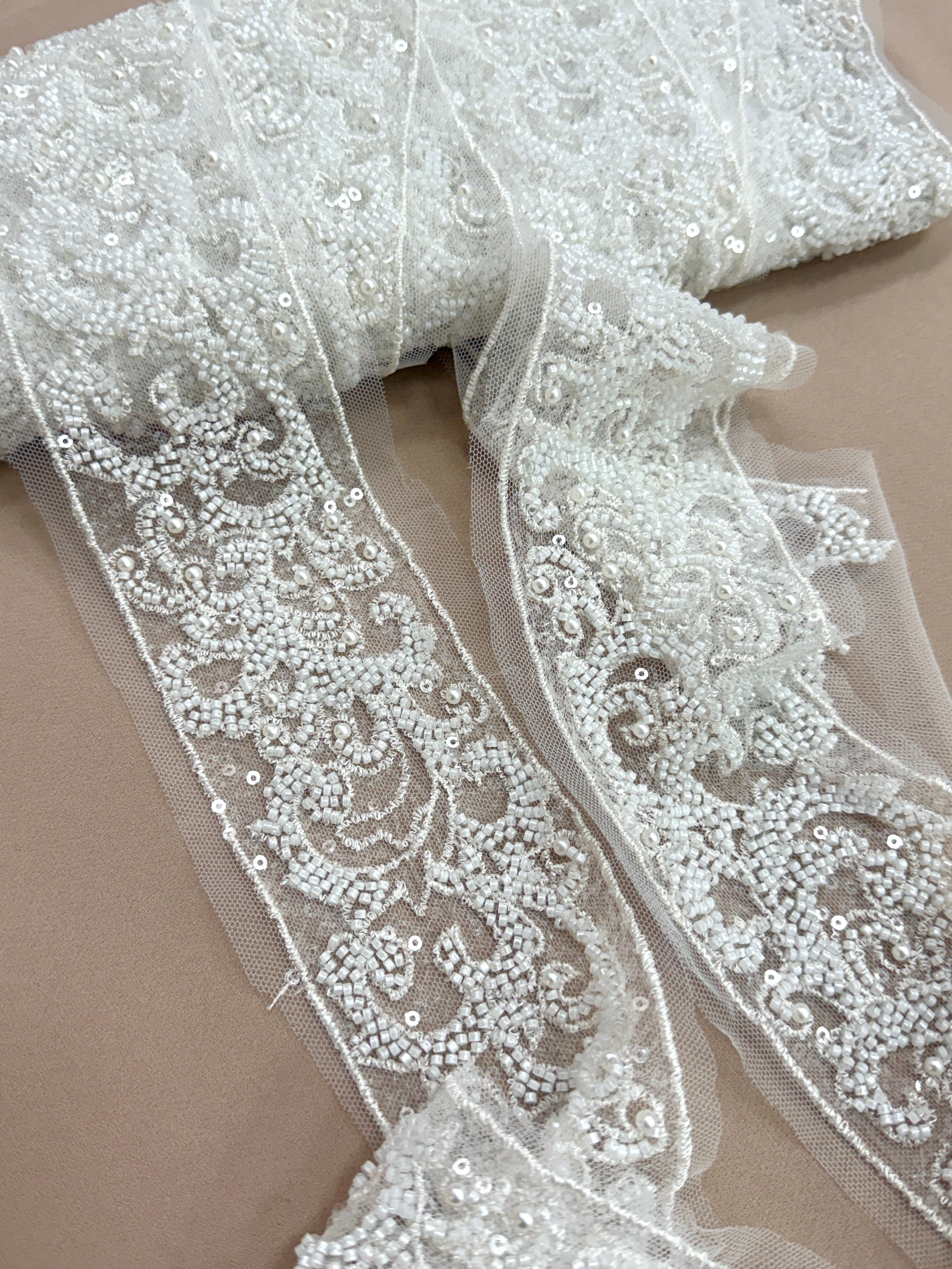 Brau Ivory cu Margele, Perle Si Paiete