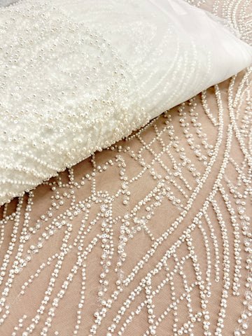 Cupon 1.50 m din Dantela Couture Ivory cu Perle, Margele si Paiete