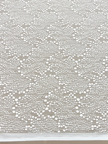 Csipke Chantilly elefántcsont