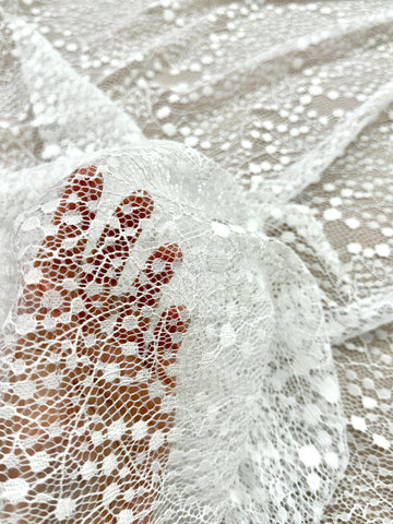 Dantela Chantilly Ivory