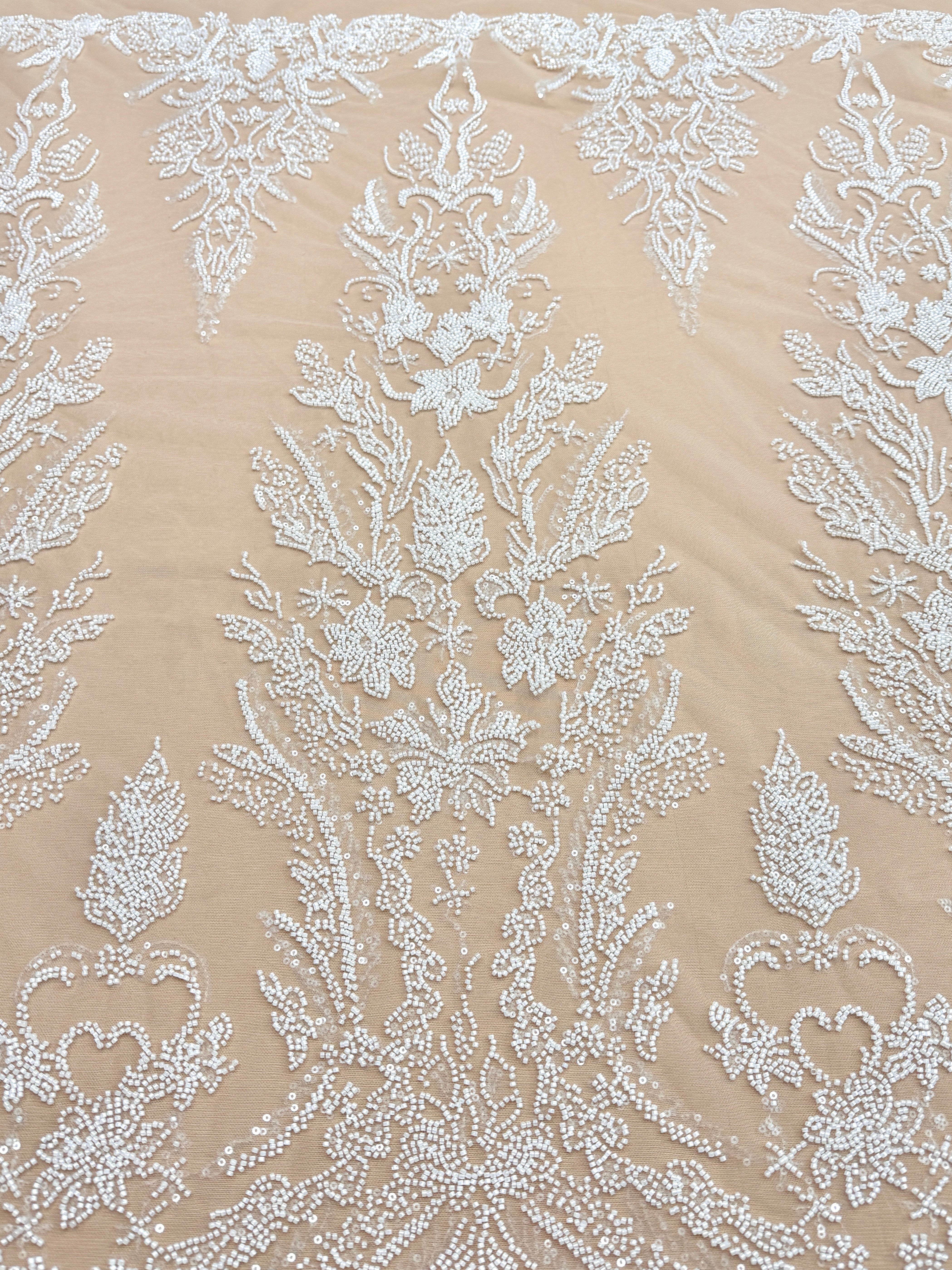 Dantela Couture Ivory pe Tulle Nude cu Model Floral, cu Margele si Paiete