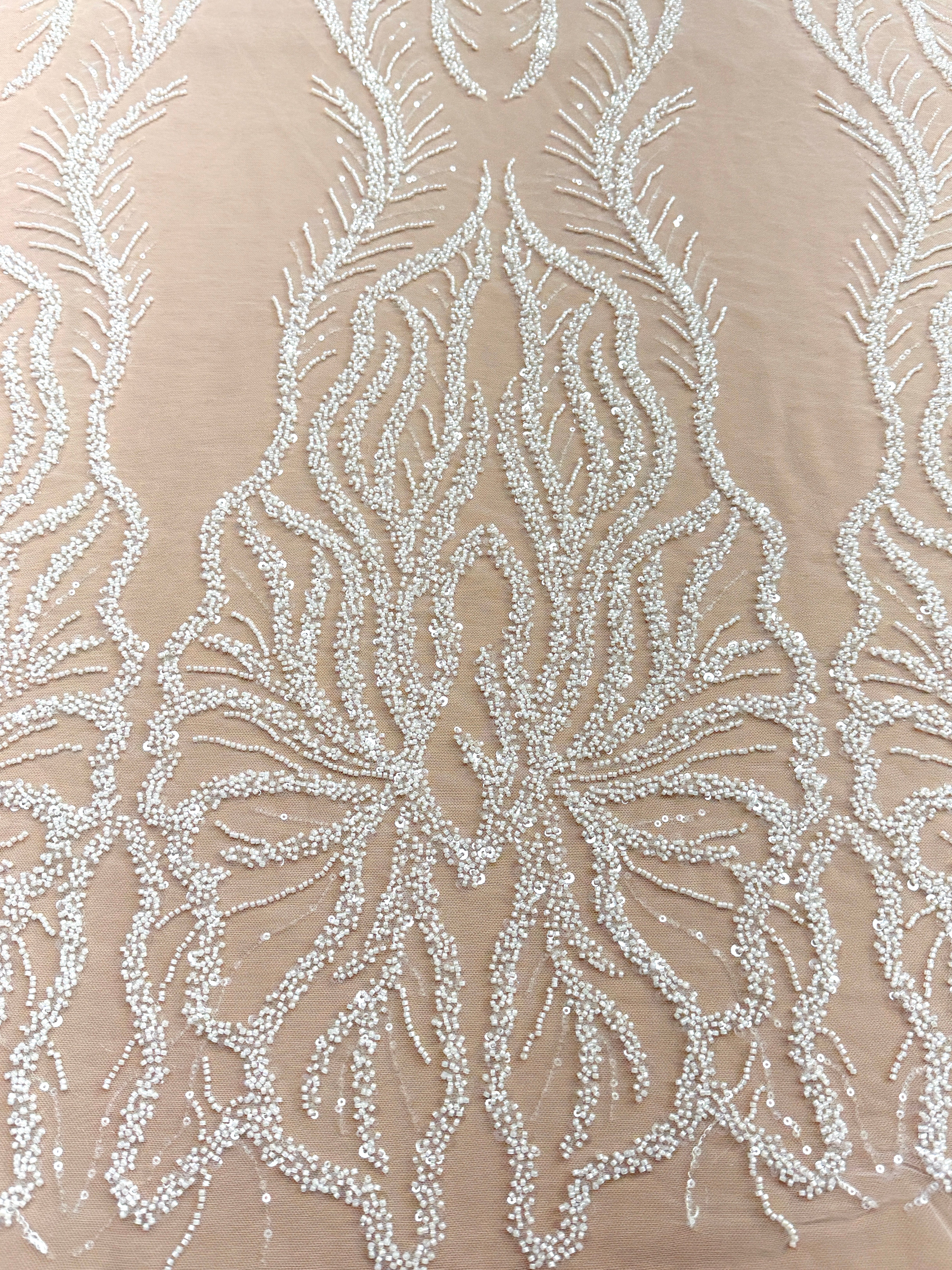 Dantela Couture Ivory cu Panou, cu Margele si Paiete