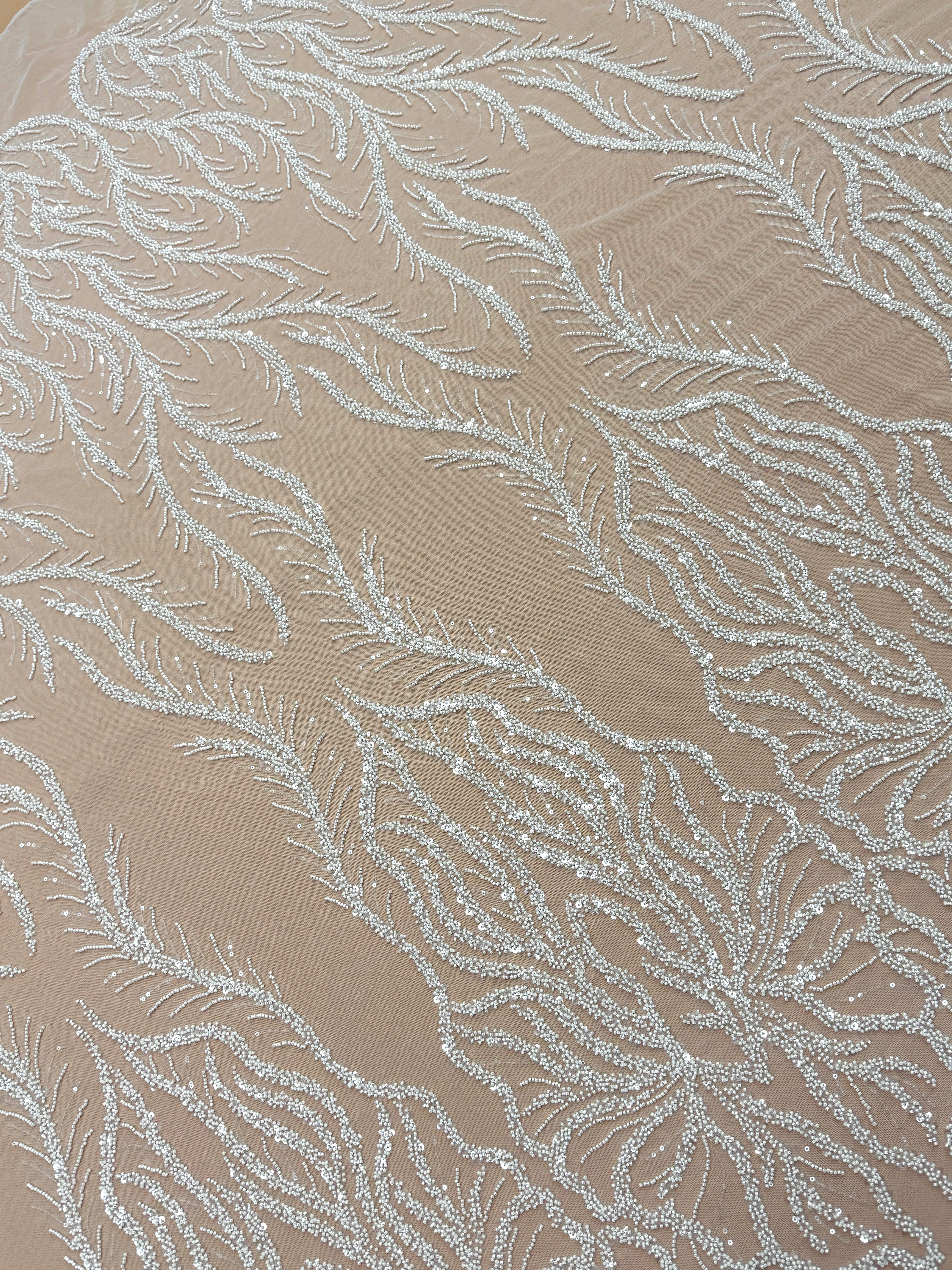 Dantela Couture Ivory cu Panou, cu Margele si Paiete